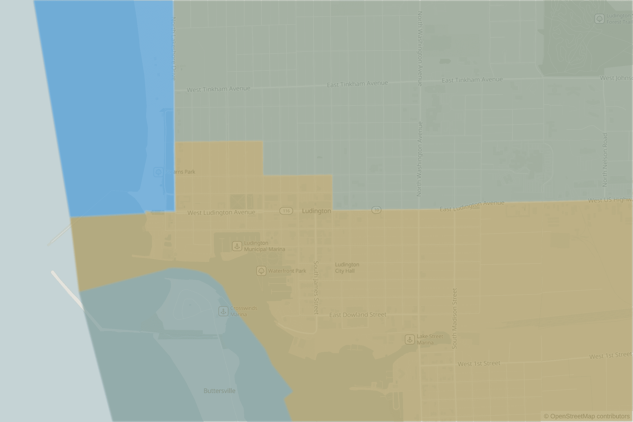 Map of central Ludington, MI and the blocks around it, each census tract shaded by its neighborhood grade, A to F
